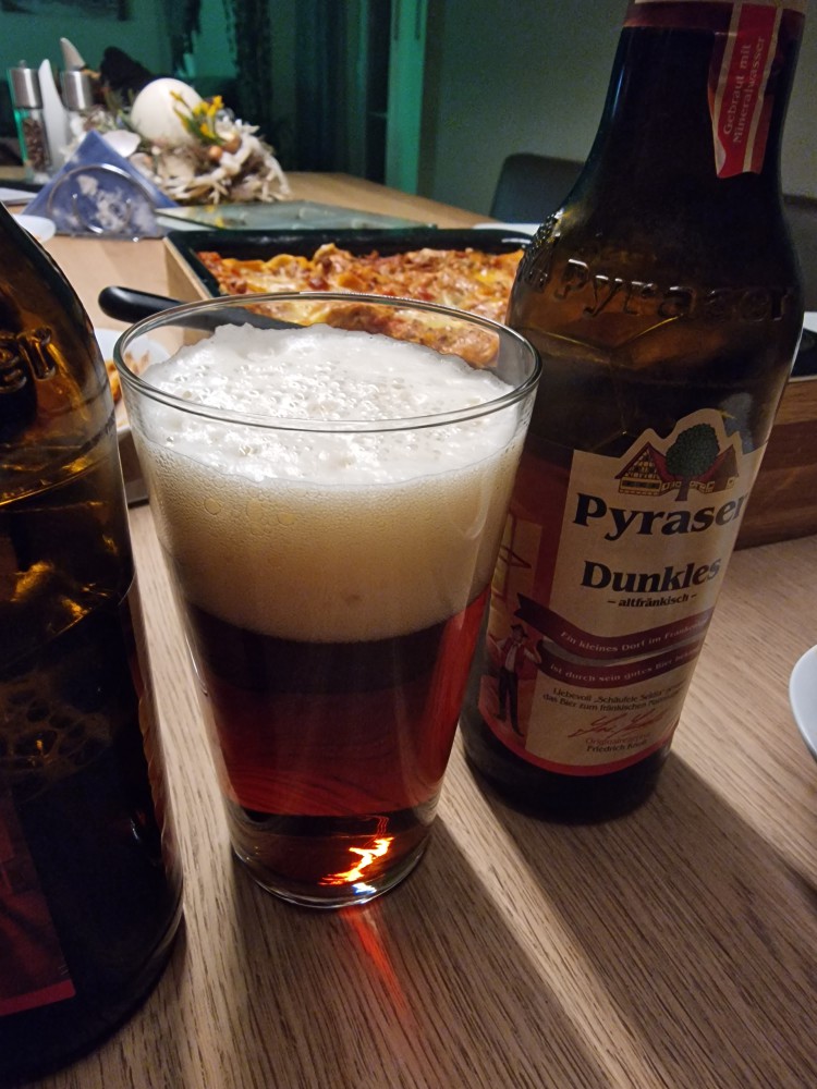 Pyraser Dunkles Altfränkisches